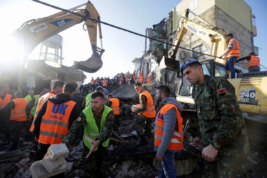 Terremoto De Grados Remece Albania Hay Al Menos Muertos