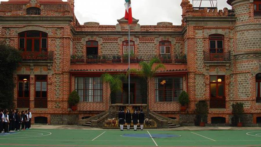 Niño de 6 años muere en clase de natación del Colegio Williams