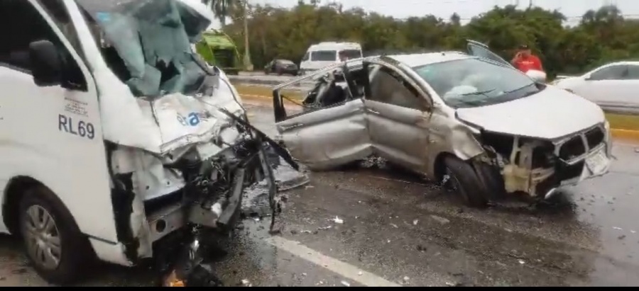 Trágico accidente en carretera federal de Quintana Roo deja seis