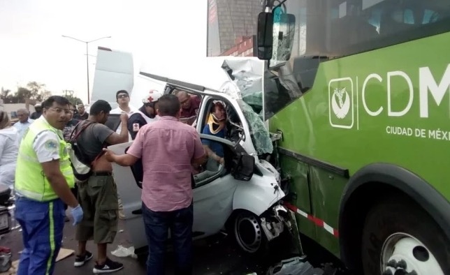 Choque En Flores Magón Deja Un Muerto Y Lesionados - ContraRéplica ...