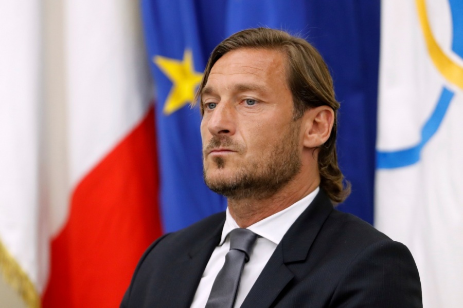 Francesco Totti Deja Su Cargo Como Directivo De La Roma - ContraRéplica ...