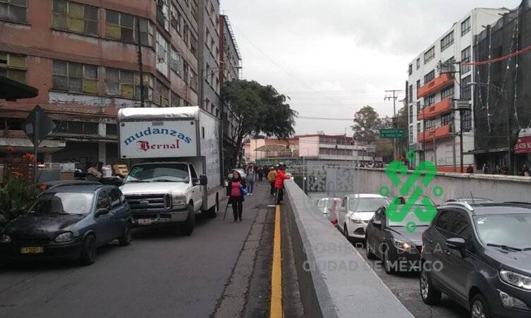 Bloquean Puente de la Morena tras desalojo de edificio - ContraRéplica -  Noticias