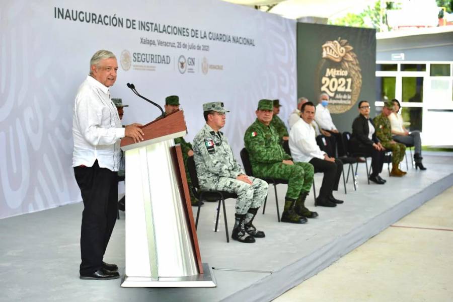 Anuncia AMLO presupuesto adicional de 50 mil mdp para Guardia Nacional -  ContraRéplica - Noticias