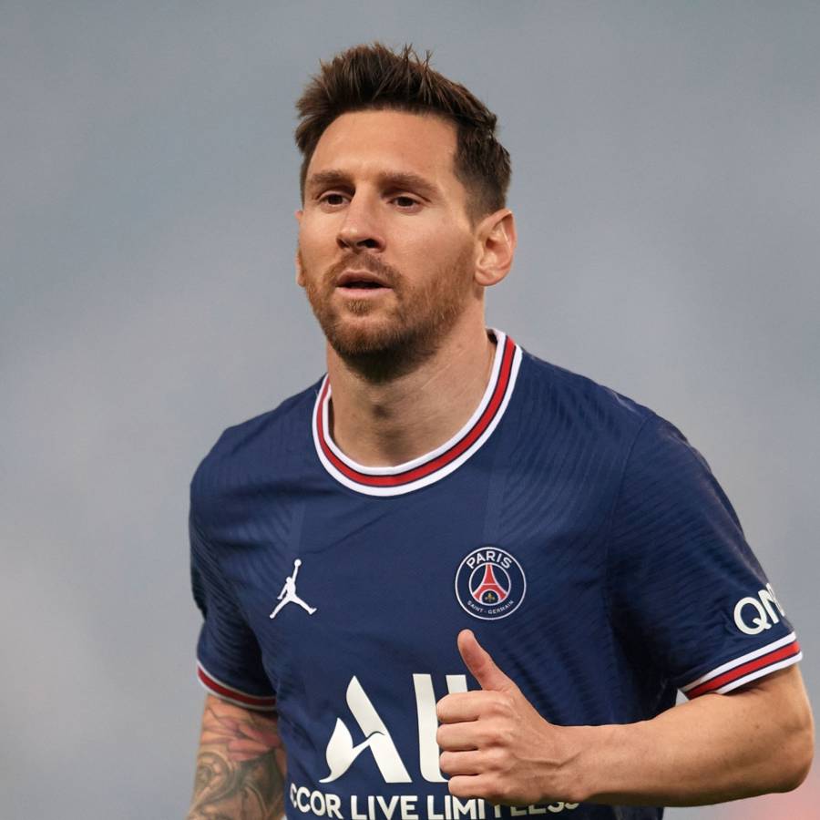 Por Primera Vez Lionel Messi Fue Titular En El PSG - ContraRéplica ...