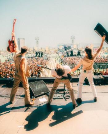 Los Mesoneros brillan en Lollapalooza Chile ante más de 200 mil personas