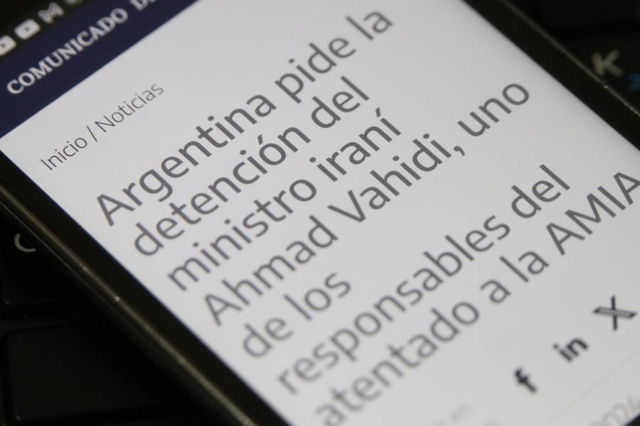 Gobierno argentino pide la detención del ministro del Interior de Irán Ahmad Vahidi