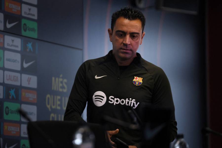 Xavi dice dejar el Barcelona 