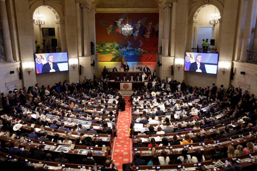 El Congreso colombiano aprueba la reforma pensional de Petro