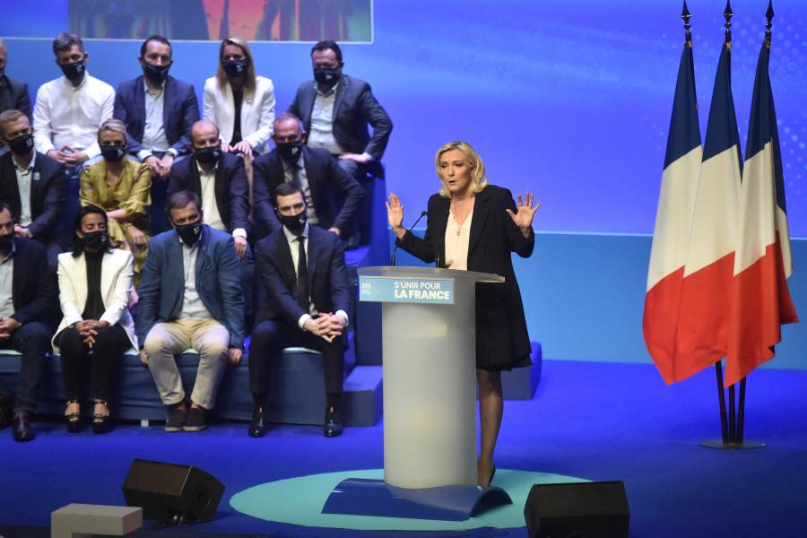 La ultraderecha lidera la primera vuelta de las legislativas en Francia