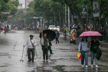 La depresión tropical tres provoca lluvias intensas en el noreste, oriente y sureste de México