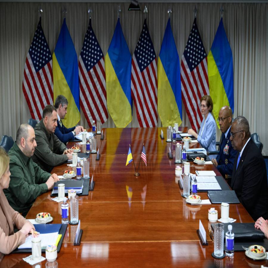 EEUU anuncia nueva ayuda militar para Ucrania por 2.300 millones de dólares 