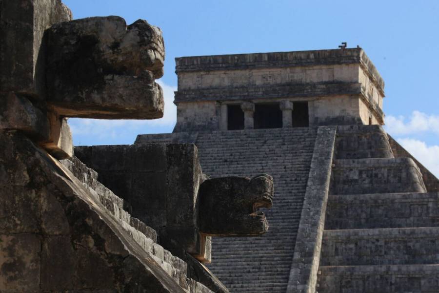 Cierran museo y zona arqueológica de Chichén Itzá por huracán 
