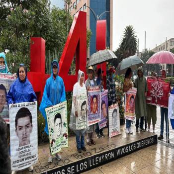 No sé dará carpetazo a caso Ayotzinapa; Sheinbaum lo heredaría, dice AMLO